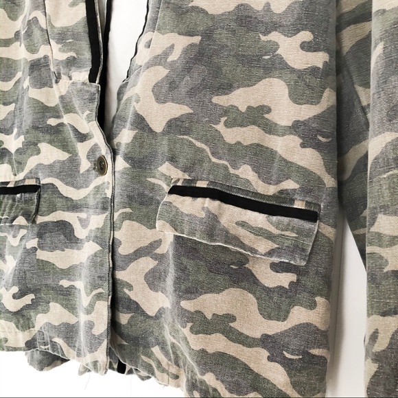 One Teaspoon | Magnolia Camo Military Blazer - Picture 3 of 5
